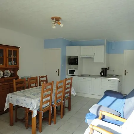 T2 Rdc Avec Cour, Proches Commerces Et Plage, Parking Et Animaux Admis - Fr-1-777-26 생 힐레르 드 리에