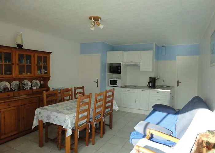 T2 Rdc Avec Cour, Proches Commerces Et Plage, Parking Et Animaux Admis - Fr-1-777-26 Saint-Hilaire-de-Riez